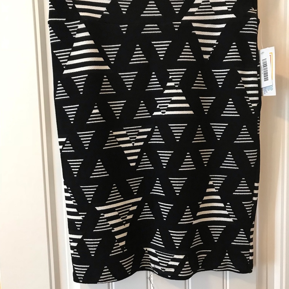 Black and white Cassie